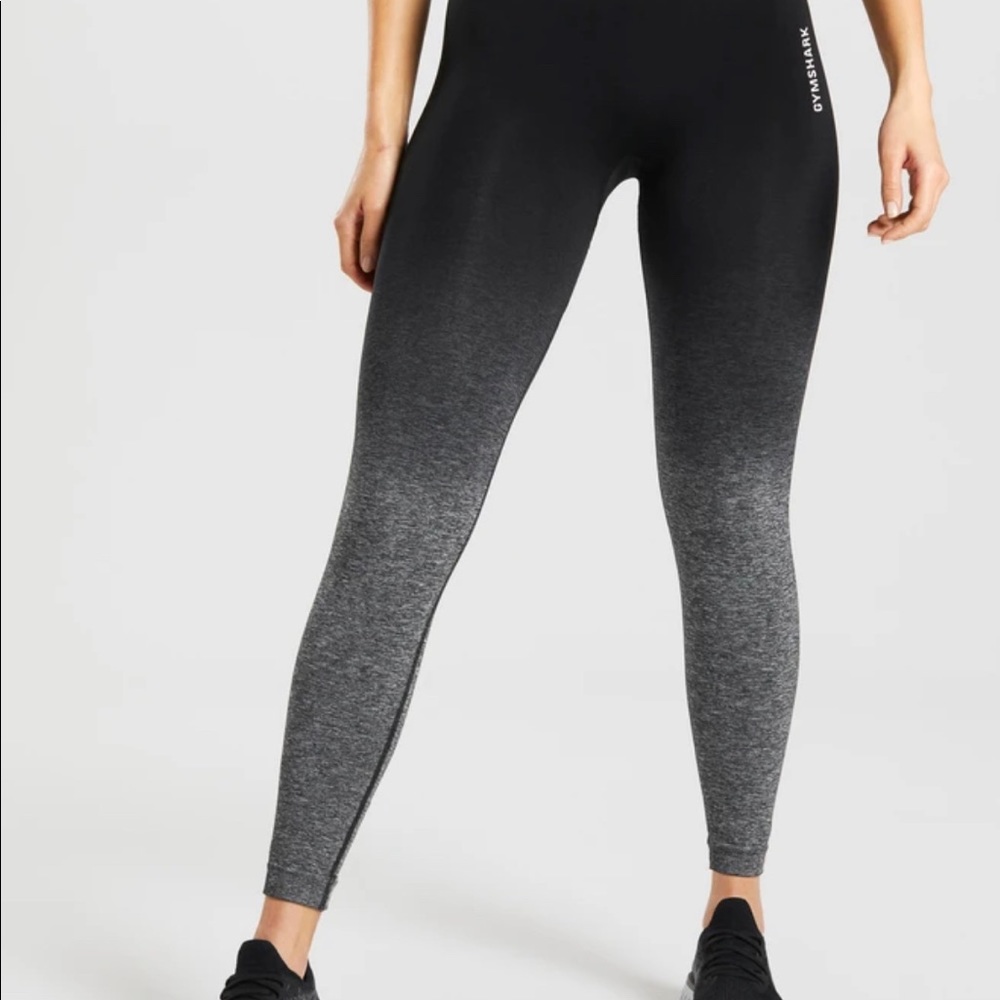 Gym shark leggings 🦋🔥